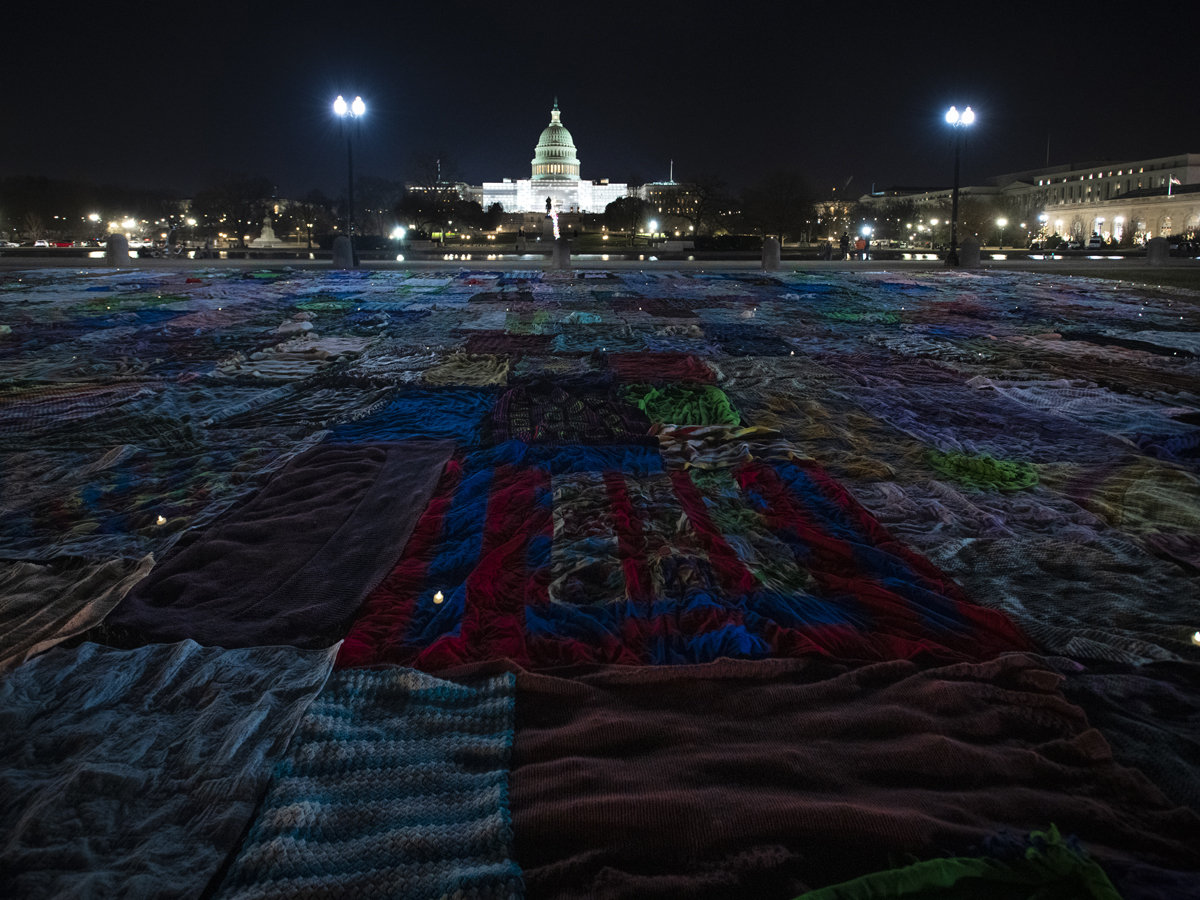 Memorial blanket 300